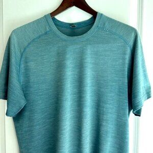 Lululemon Metal Vent Tech Short Sleeve Shirt - Size Large - Color is Blue Cast